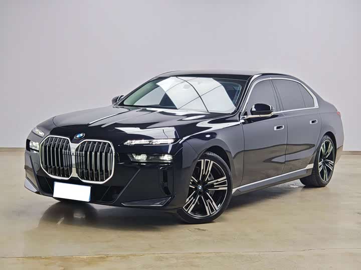 BMW 7 Series 2023 740Li M Sport Package
