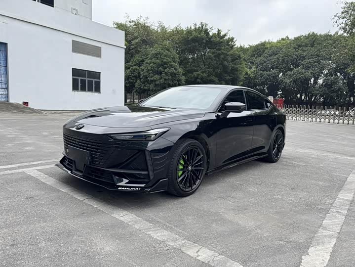 ChanganUNI-V 2022 Model 1.5T Sports Edition