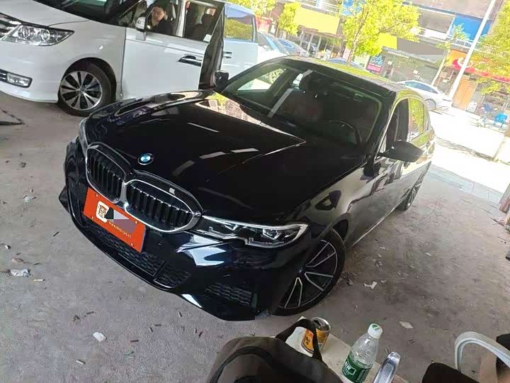 BMW3 Series 2021 Model 325i M Sports Package