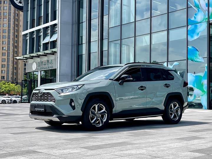RAV4 Rongfang 2021 Model 2.0L CVT 2WD FashionPLUS Edition