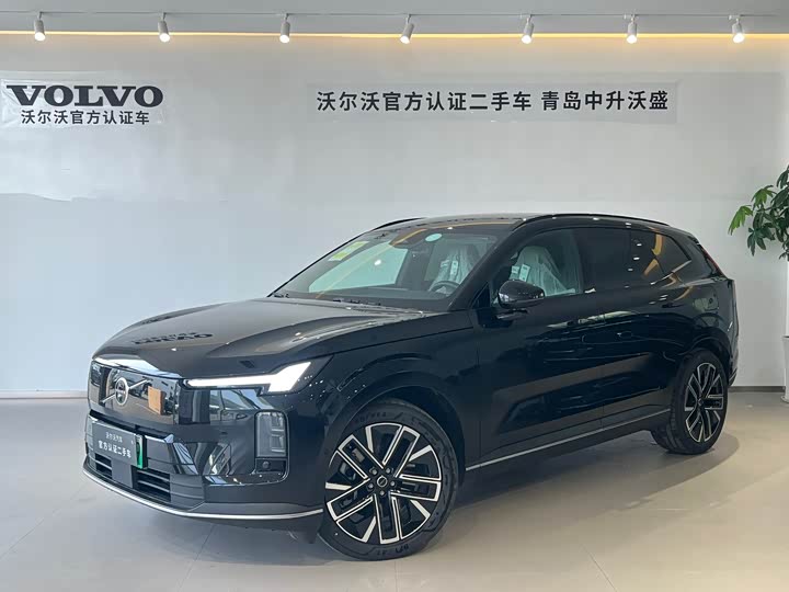 Volvo XC70 Plug-in Hybrid 2026 Model 4WD Super Long Range Plus