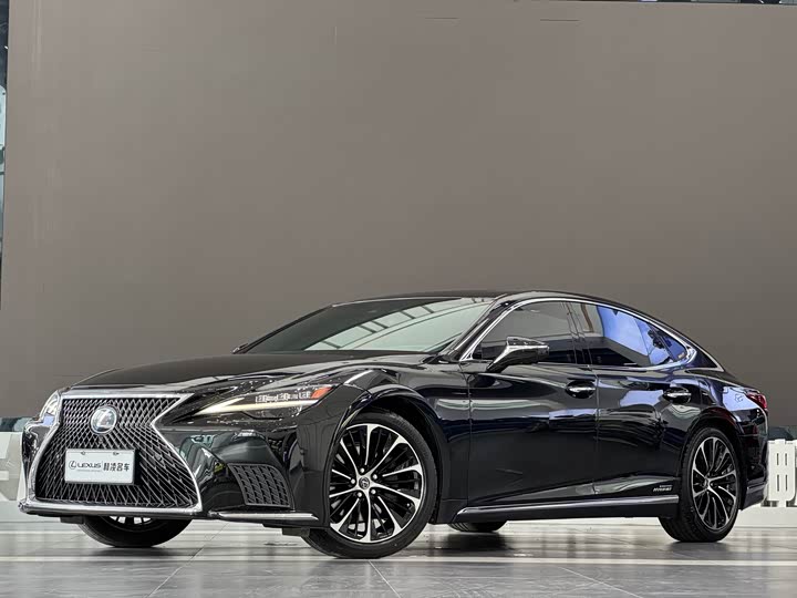 Lexus LS 2021 500h Executive Edition