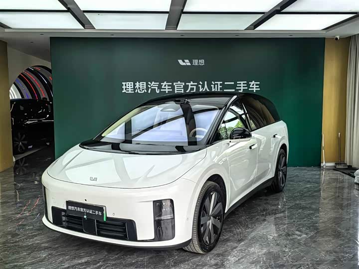 Ideal i8 2025 Standard Edition