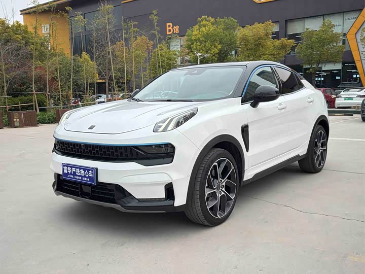 Lynk & Co 05 2020 Model 2.0TD 2WD shines Halo