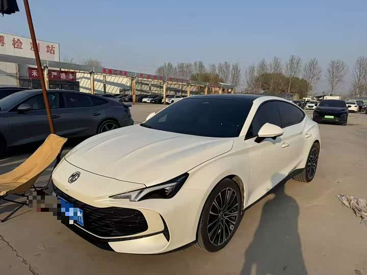 MG7 2023 Model 2.0T Automatic Beauty Hunting and Luxury Edition