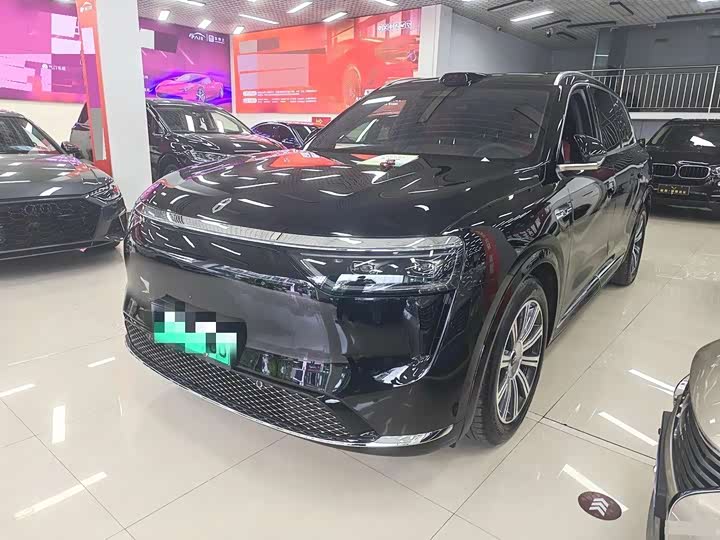Wenjie M8 2025 pure electric Max six-seat long-range version (192-line lidar)