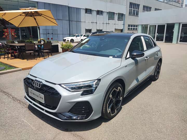 2026 Audi A3 Sportback 35 TFSI Premium Luxury Package