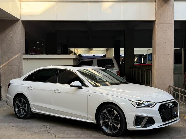 Audi A4L 2020 40 TFSI Fashionable and Dynamic