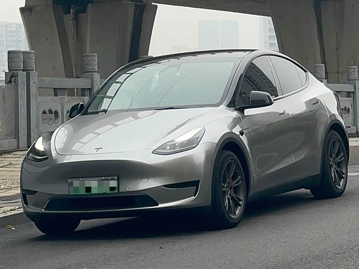 Model Y 2022 Refresh RWD