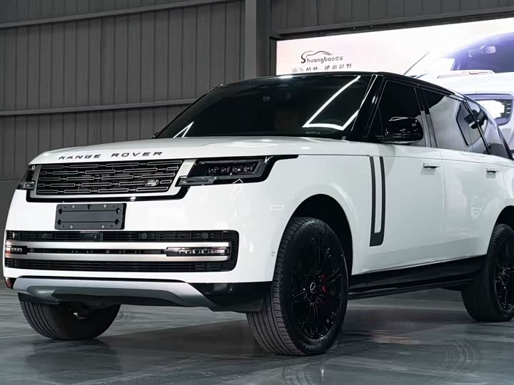 Range Rover 2024 3.0 L6 400PS Extended Edition, seven seats