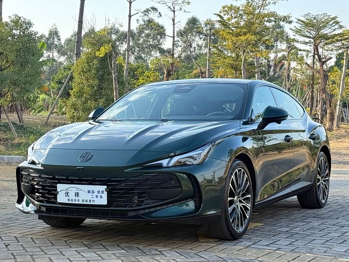 MG7 2025 model 2.0T 405 AT luxury version