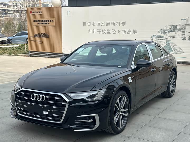 2025 Audi A6L 40 TFSI Luxury Dynamic