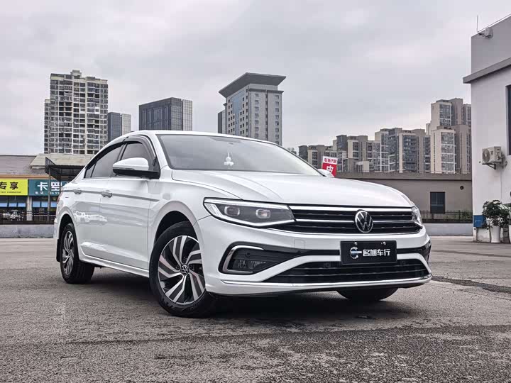 Bora 2023 Model 200TSI DSG Smart Edition