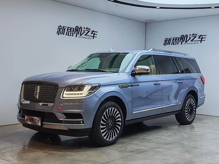 Navigator 2020 3.5T Long Axis Presidential Edition