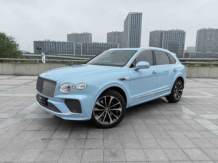 Bentayga 2022 model 4.0T V8