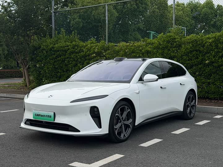 NIO ET5T 2024 model 75kWh Touring