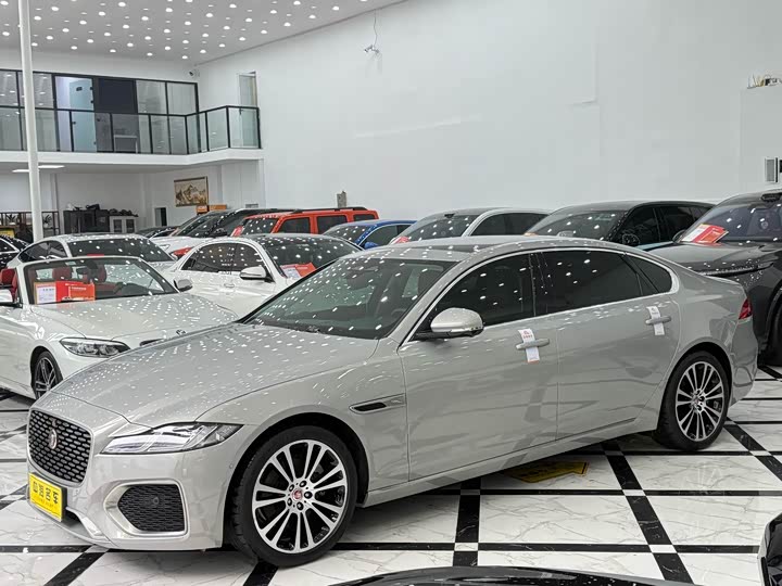 Jaguar XFL 2024 2.0T P250 two-wheel drive exclusive luxury version