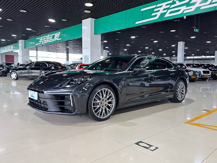 2024 Porsche Panamera 4 Executive 2.9T