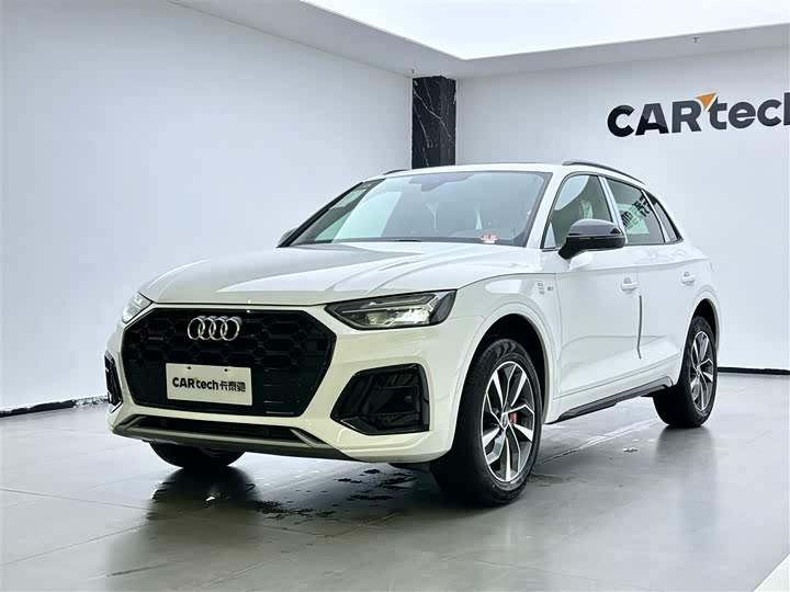 AudiQ5L 2024 Model 40 TFSI Luxury DynamicModel