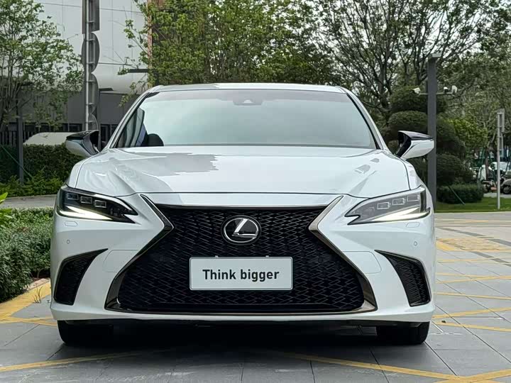 Lexus ES 2021 260 Exclusive Edition