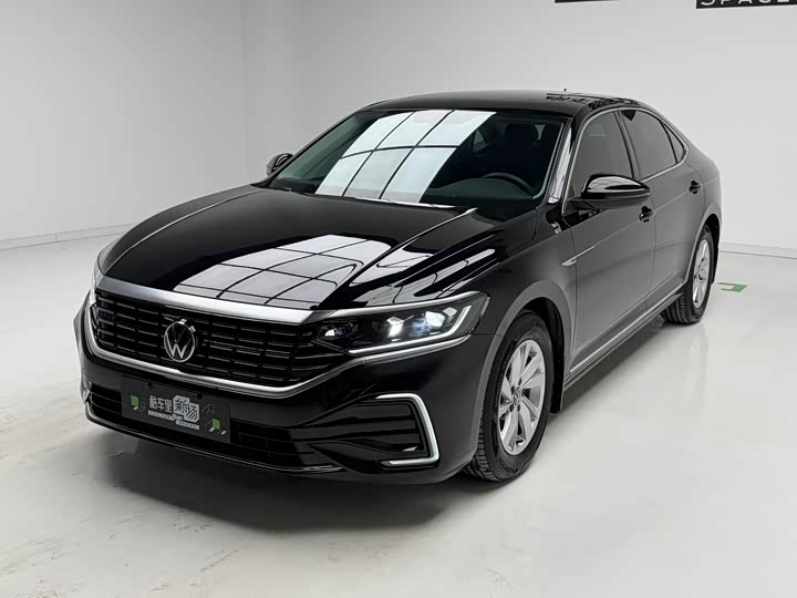 Passat Plug-in Hybrid 2022 430PHEV Hybrid Business Edition