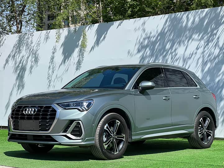 Audi Q3 2023 35 TFSI Fashionable and Dynamic (1.4T)