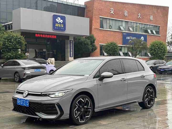 Golf+2025+Model+Facelift Two+300TSI+R-Line