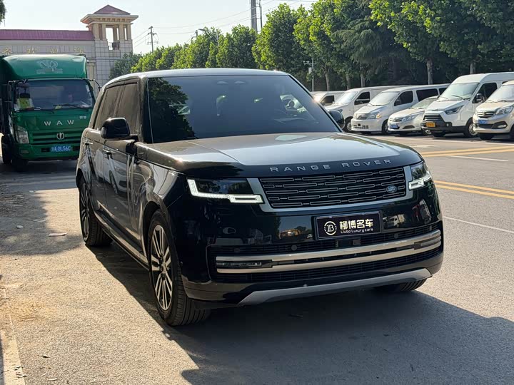 Range Rover 2023 Model Year Facelift 3.0 L6 400PS HSE Long Wheelbase