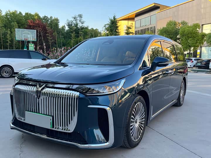 Lantu Dreamer 2025 PHEV four-wheel drive flagship Kunpeng version