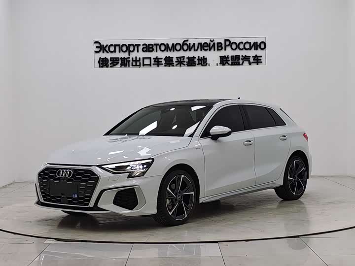 Audi A3 2022 Sportback 35 TFSI stylish and sporty