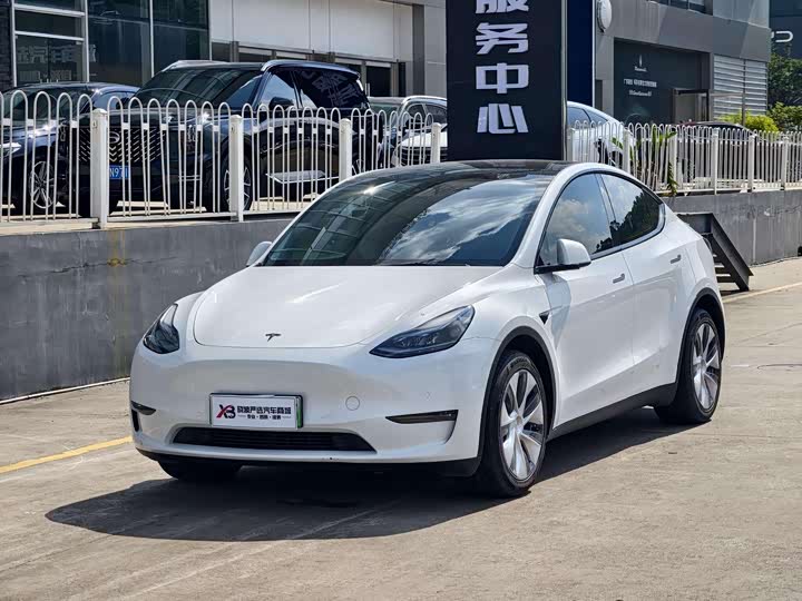 Model Y 2022 facelift, long-range all-wheel drive version
