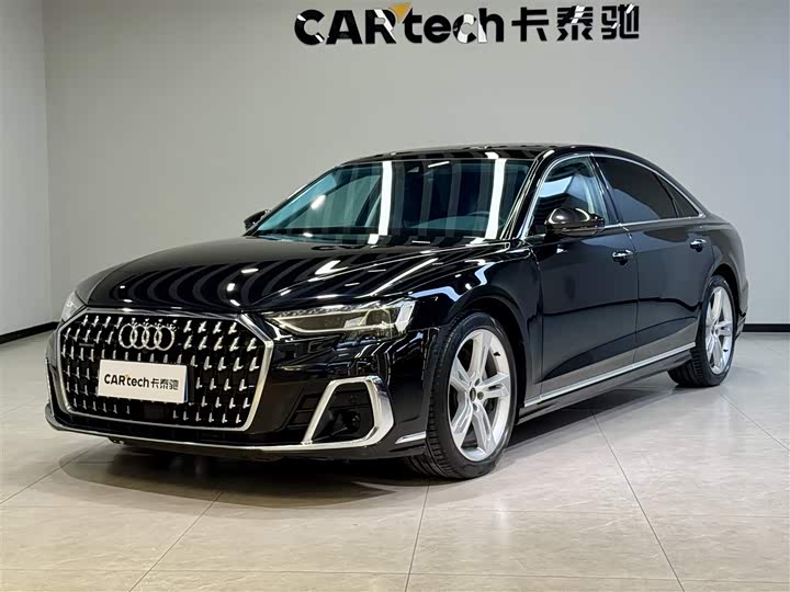 Audi A8L 2023 50 TFSI quattro Selection