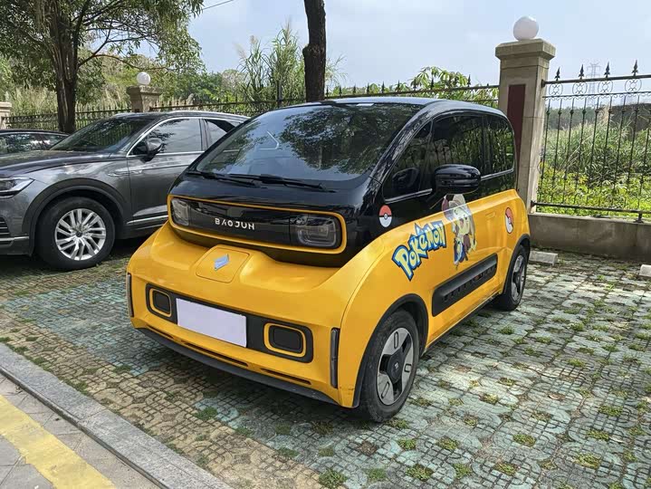 Baojun E300 2020 Plus Interstellar Intelligent Edition