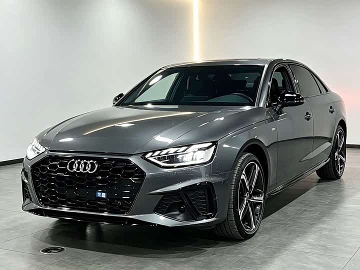 Audi A4L 2025 2 Million Edition 40 TFSI Fashion Dynamic