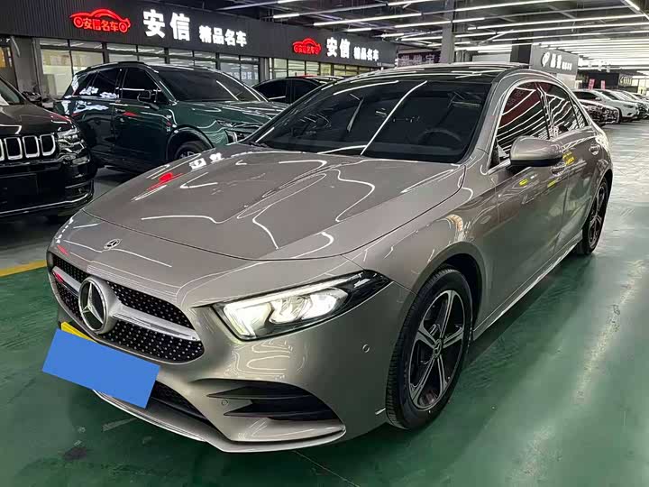 Mercedes-Benz A-Class 2022 Model 2 A 200 L Sports Sedan Fashionable