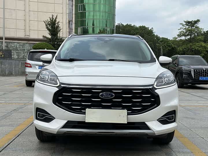 Ruiji 2020 EcoBoost 245 two-wheel drive smart model
