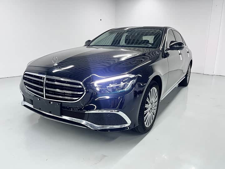 Mercedes-Benz E-Class 2023 E 300 L Fashion