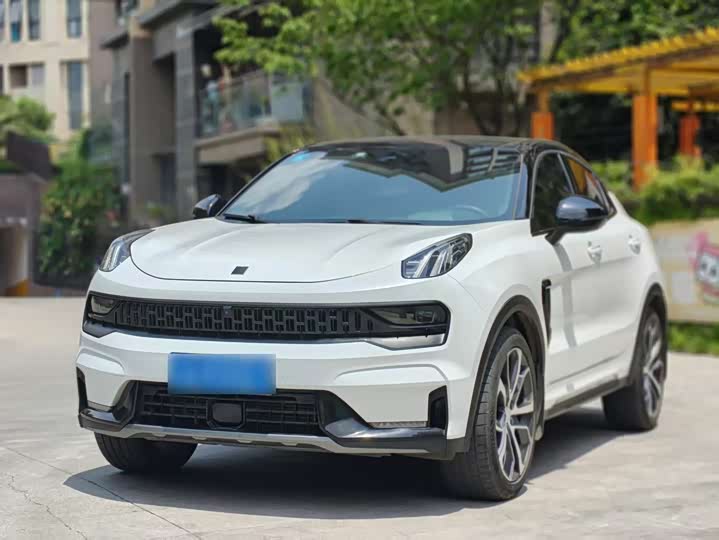 Lynk & Co 05 2022 2.0TD AWD Halo