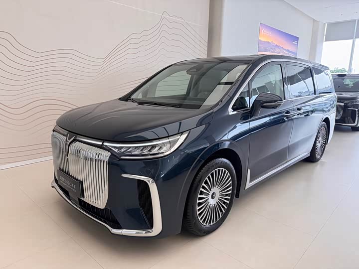 Lantu Dreamer 2025 PHEV four-wheel drive premium Kunpeng version