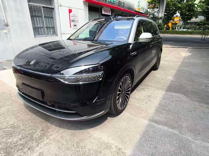 Wenjie M9 2025 extended range Ultra version 52kWh 6-seater version (192-line lidar)