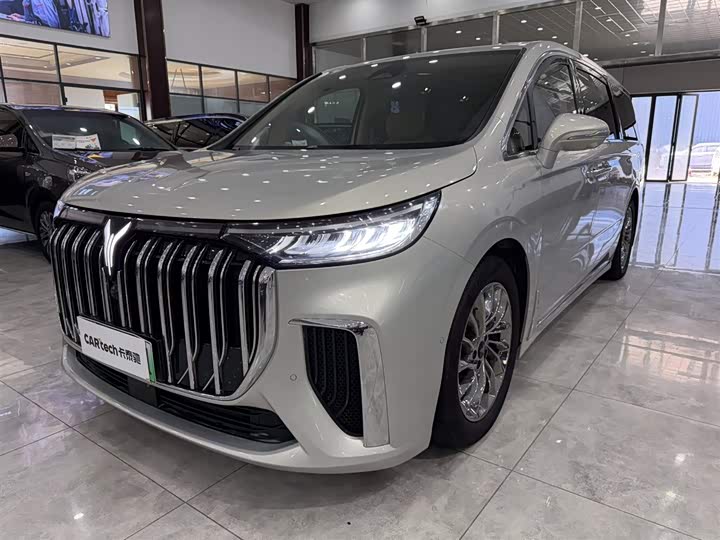 Lantu Dreamer 2024 PHEV ultra-long battery life flagship version