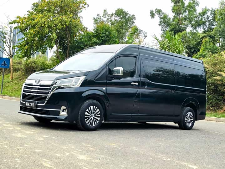 HIACE 2021 Model 3.5L Middle East