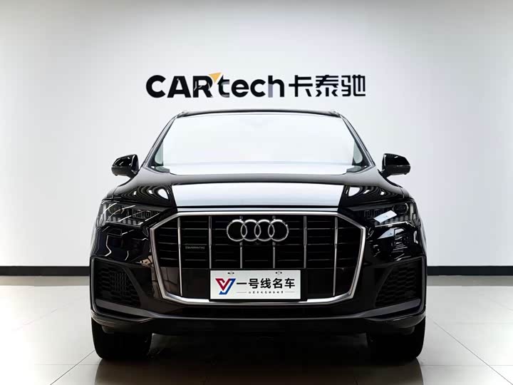 Audi Q7 2021 55 TFSI quattro S line sports version