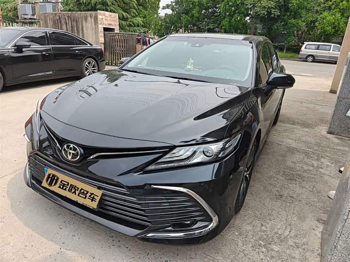 Camry 2021 2.5G Deluxe Edition