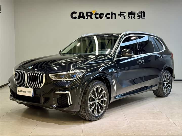 BMW X5 2022 xDrive 30Li Exclusive M Sports Package