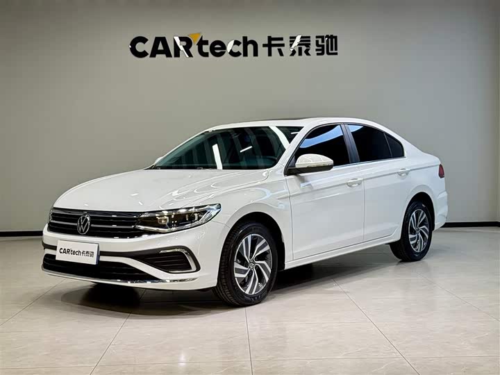 Bora 2025 200TSI DSG Yue Xing Navigation Edition