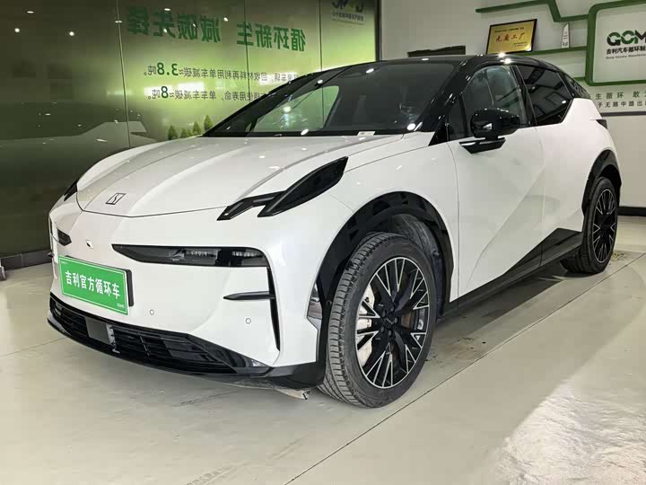 Jikrypton X 2024 four-seat rear-wheel drive version
