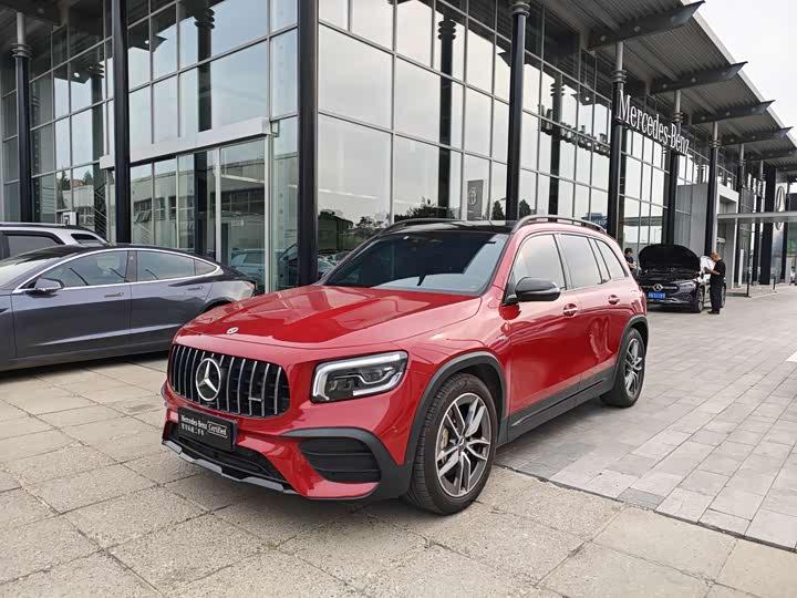 Mercedes-Benz GLB AMG 2021 AMG GLB 35 4MATIC