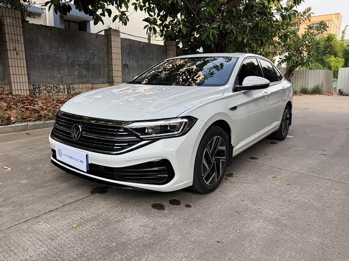 Sagitar 2024 300TSI DSG Super Edition