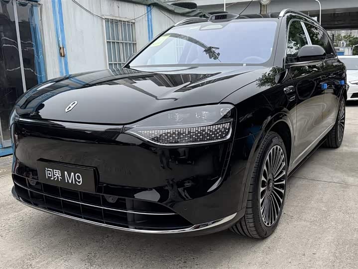 Wenjie M9 2025 extended range Max version 52kWh 6-seater version (896-line lidar)
